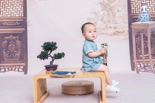果洛蜡笔小新美伢怀孕